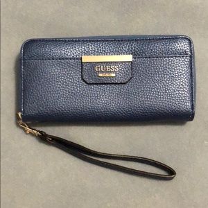 Guess wallet